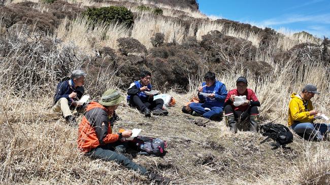 この日は、お弁当が数倍も美味しく感じる心地よい天気でした