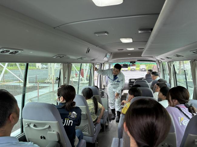 地下から蒸気を取り出す設備を見学！